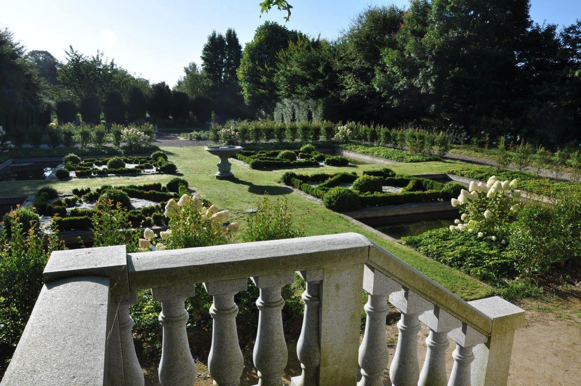 Chateau De La Foltiere Apartman Saint-Germain-en-Coglès Kültér fotó